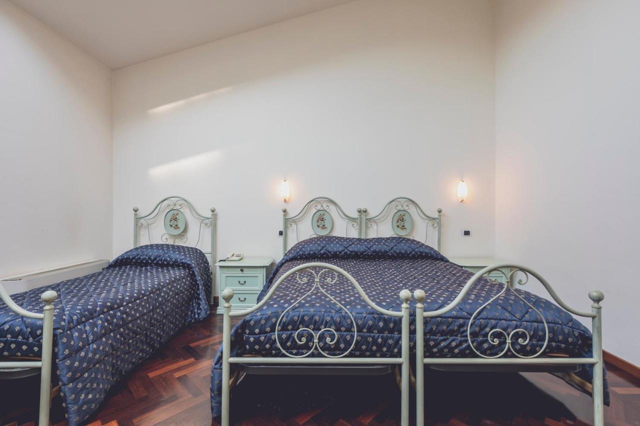 Albergo Ristorante Pasqui Rocca San Casciano Exteriér fotografie
