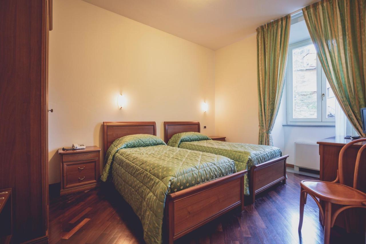 Albergo Ristorante Pasqui Rocca San Casciano Exteriér fotografie