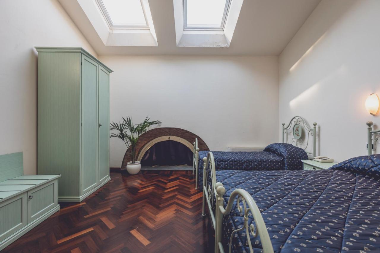 Albergo Ristorante Pasqui Rocca San Casciano Exteriér fotografie